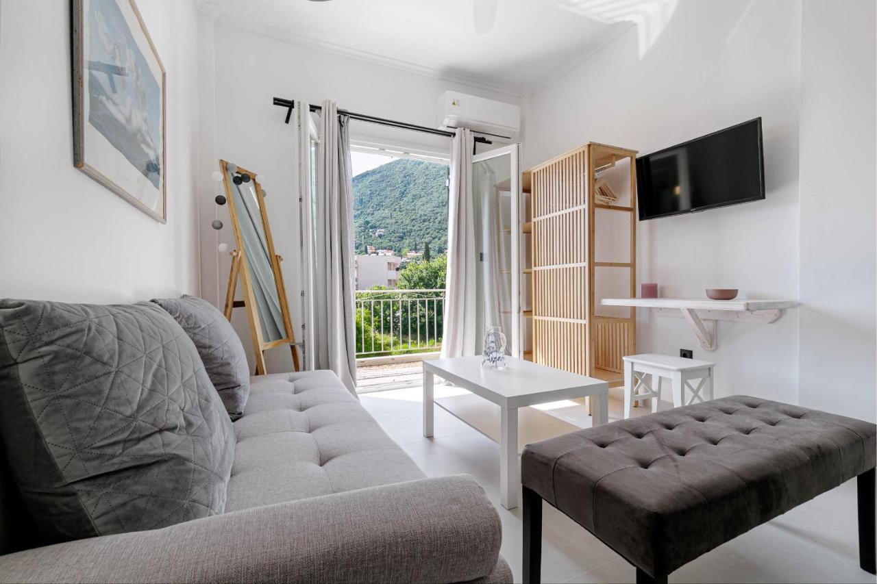 Terranova Beach Apartment - Menta イプソス エクステリア 写真